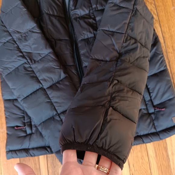 Kids Black Quilted Jacket - Picture 4 of 7